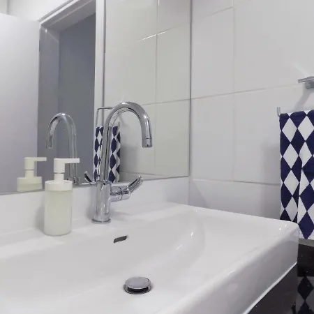 2b New Ground Floor Pool Apt - Dasoudi Beach * ليماسول