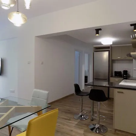 2b New Ground Floor Pool Apt - Dasoudi Beach