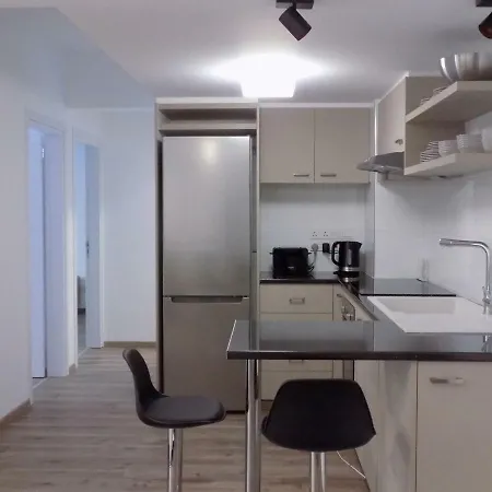 2b New Ground Floor Pool Apt - Dasoudi Beach *